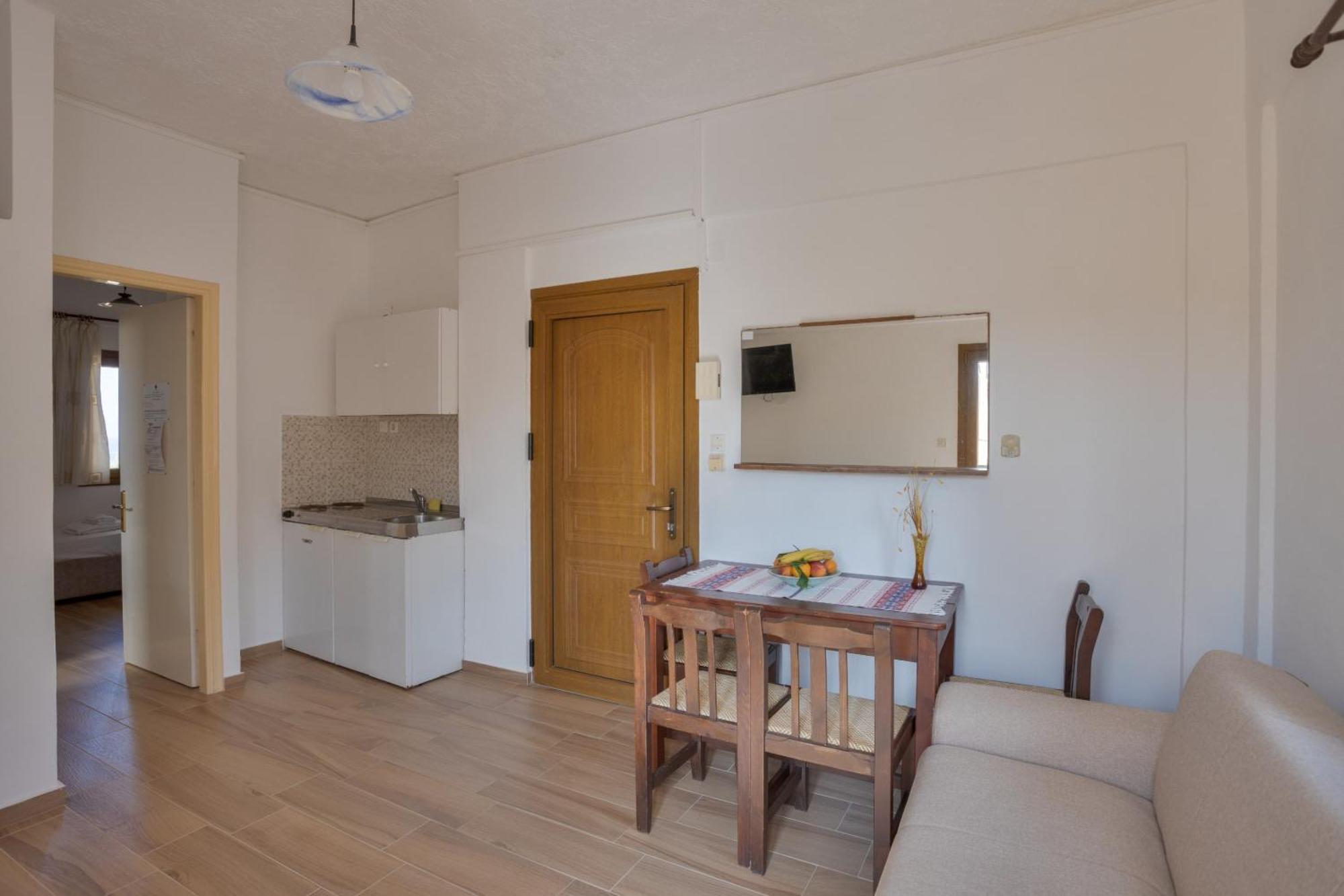 Bellino Apartments "Adults Only" Hersónissos Extérieur photo
